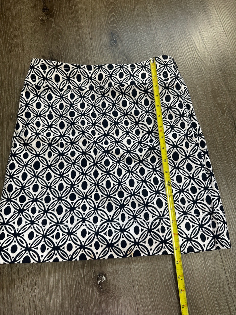 Talbots Navy and White Geometric Pencil Skirt - Picture 4 of 8